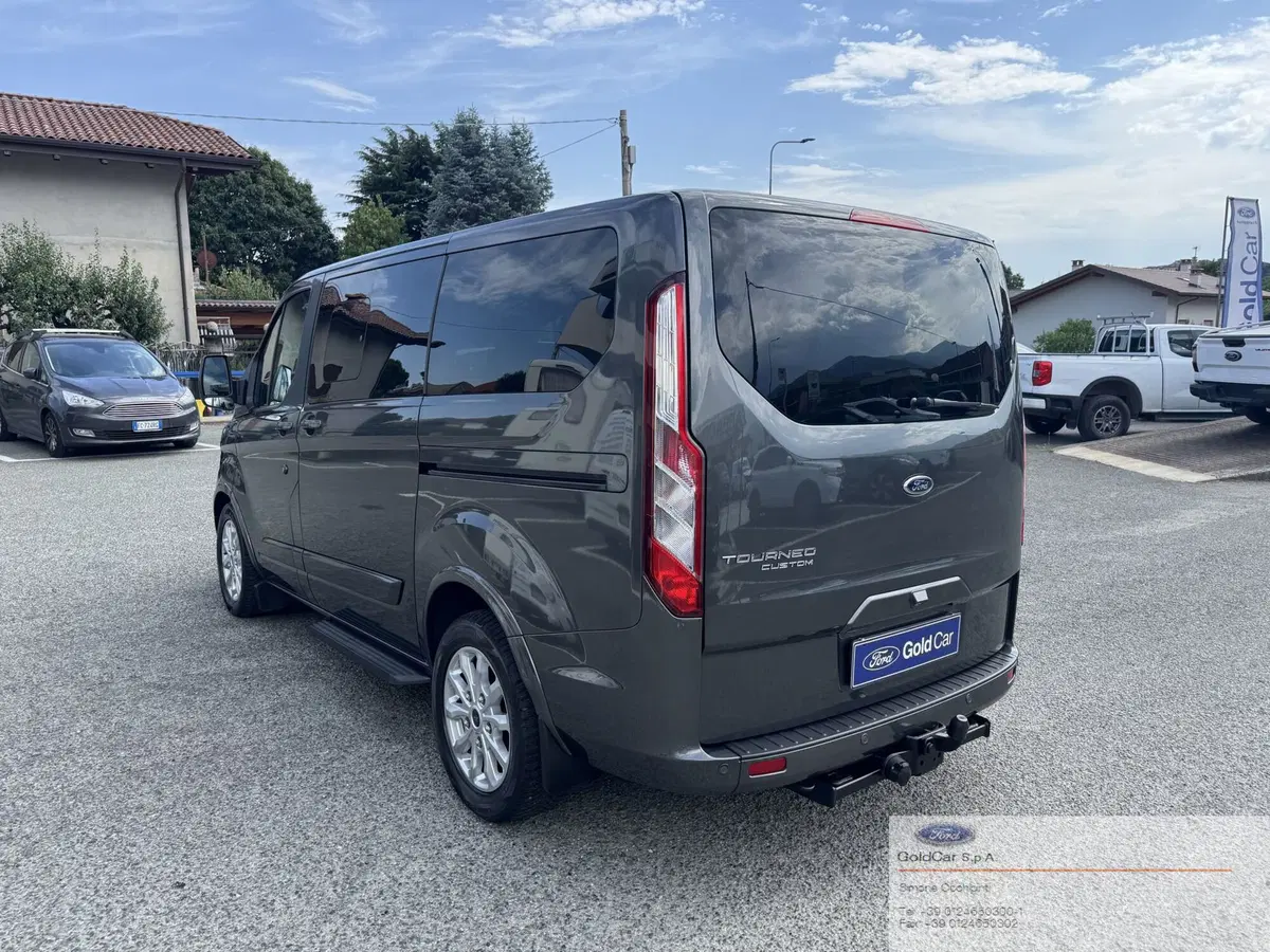 Ford Tourneo Custom usata a Torino (3)