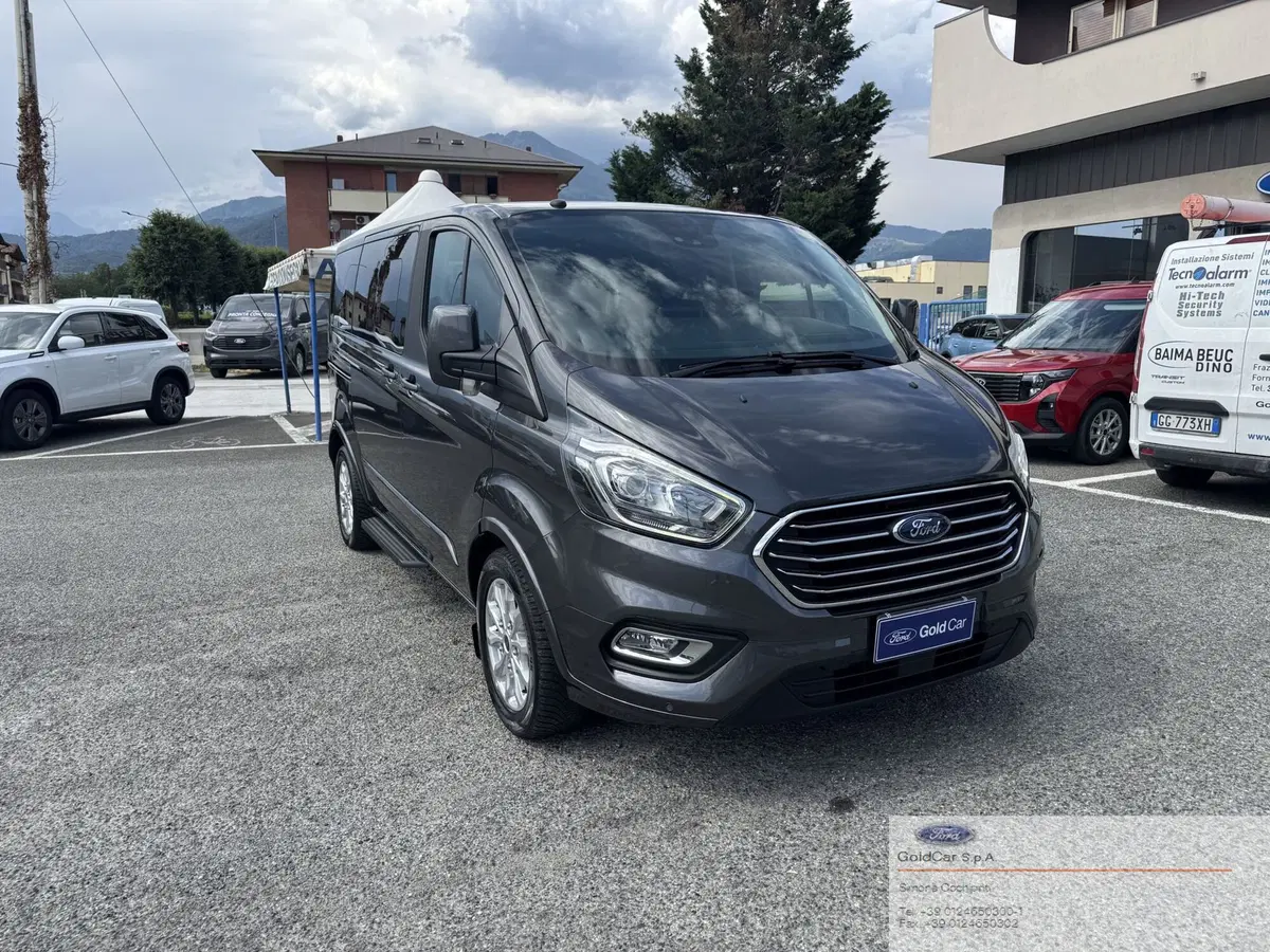 Ford Tourneo Custom usata a Torino (6)