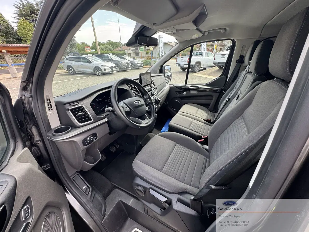 Ford Tourneo Custom usata a Torino (8)