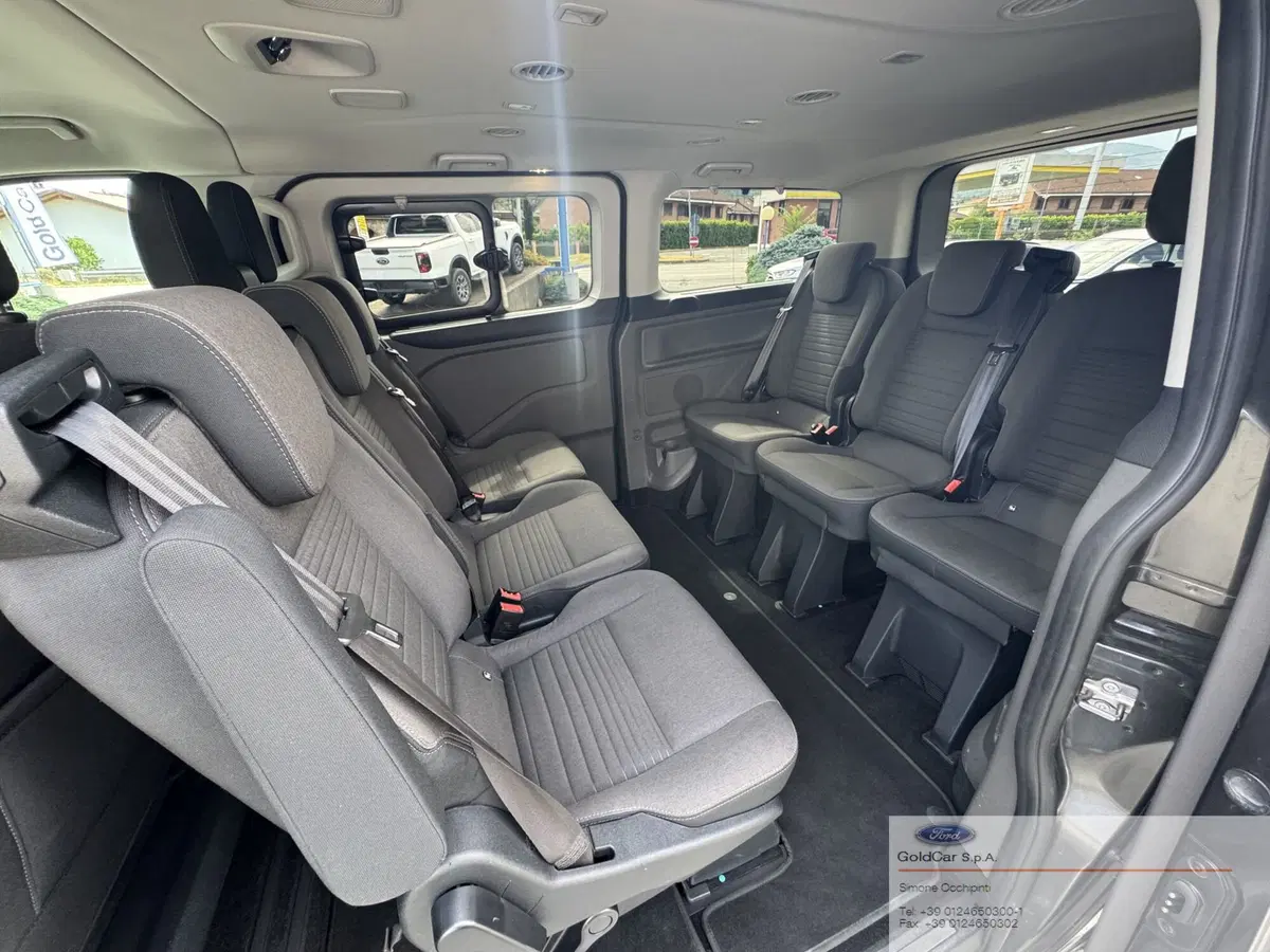 Ford Tourneo Custom usata a Torino (9)