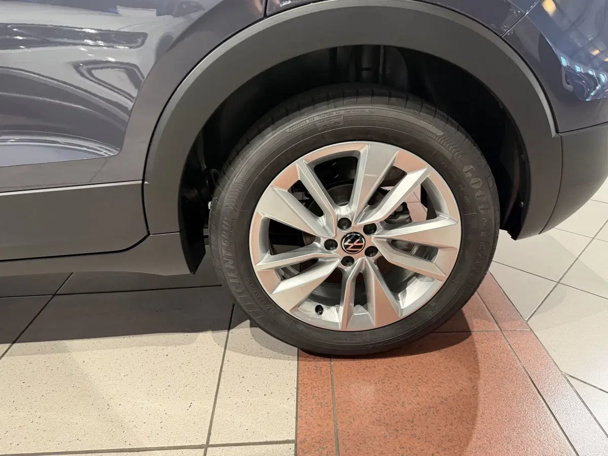 Volkswagen T-Cross nuova a Genova (13)