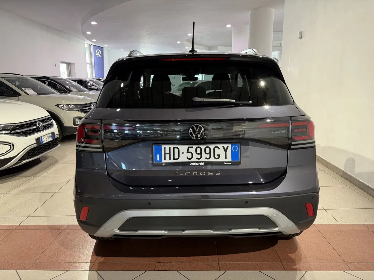 Volkswagen T-Cross nuova a Genova (4)