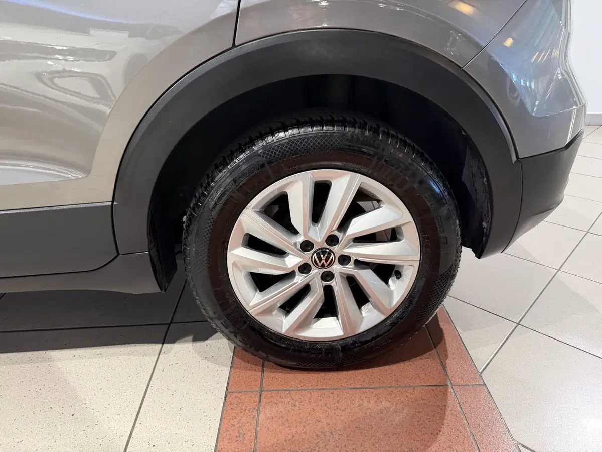 Volkswagen T-Cross usata a Genova (14)