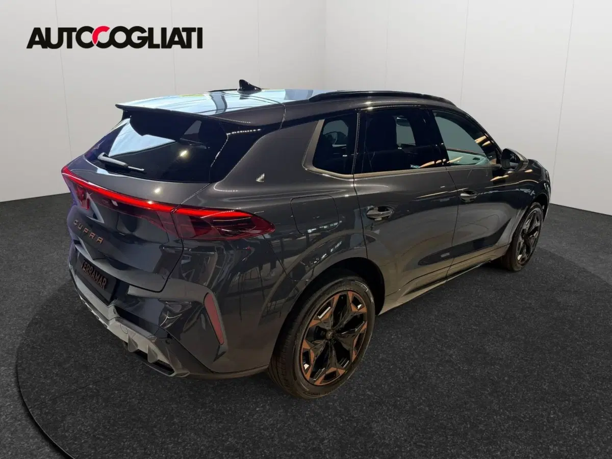 Cupra Terramar nuova a Lecco (4)