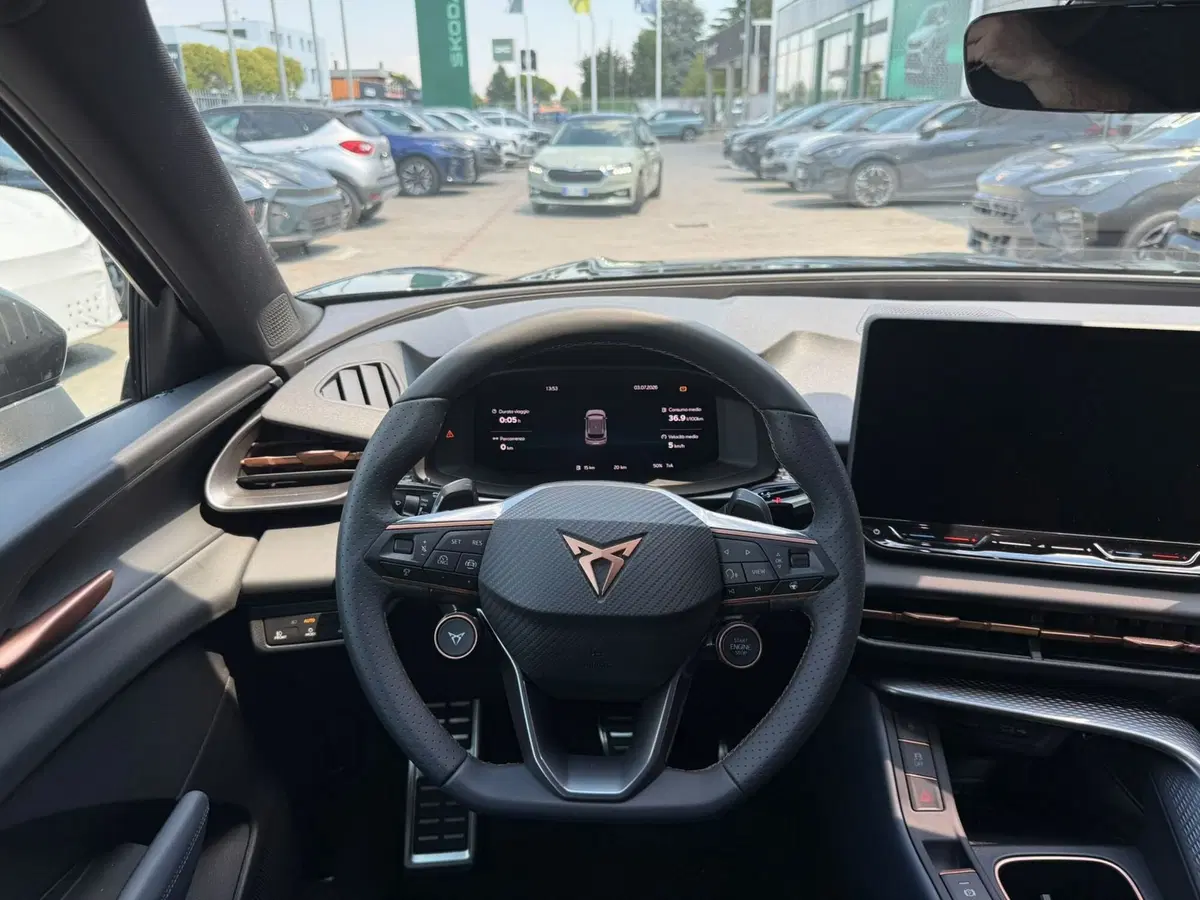 Cupra Terramar nuova a Lecco (8)