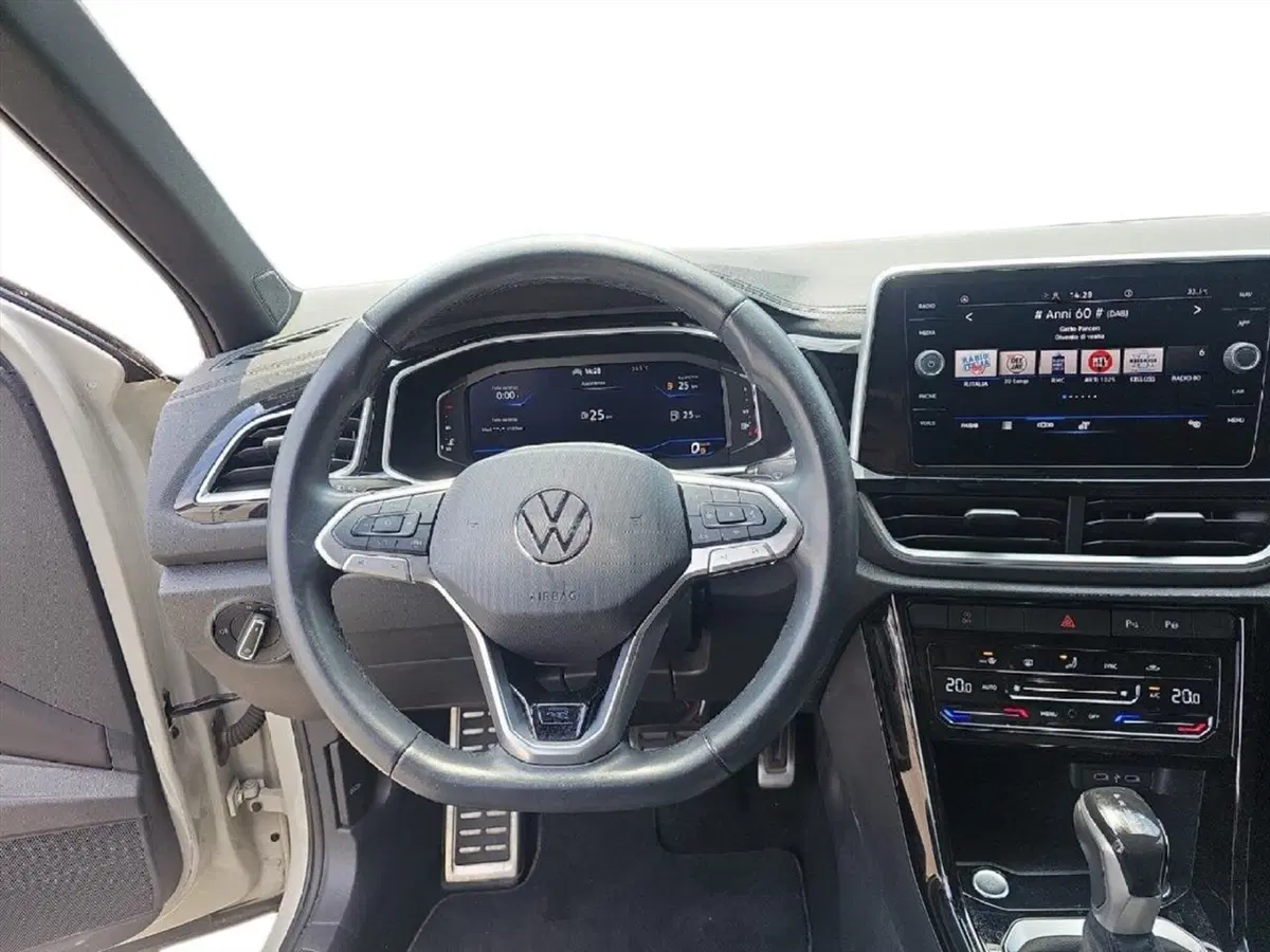 Volkswagen T-Roc usata a Lecco (10)