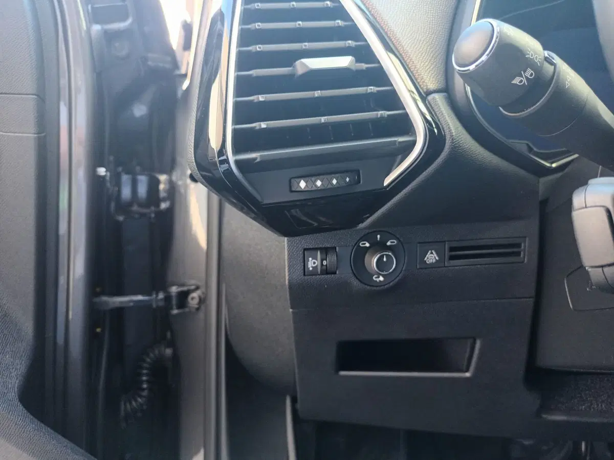 Ds DS 3 usata a Bari (13)