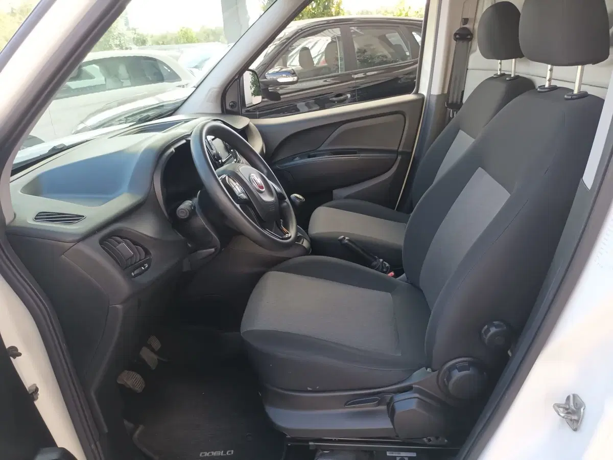 Fiat Doblò Furgone usata a Bari (10)