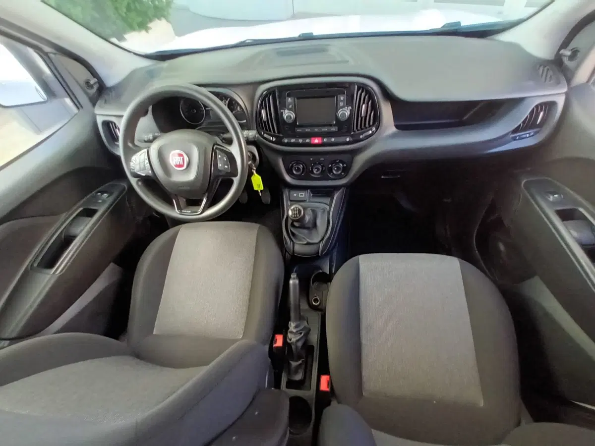 Fiat Doblò Furgone usata a Bari (2)