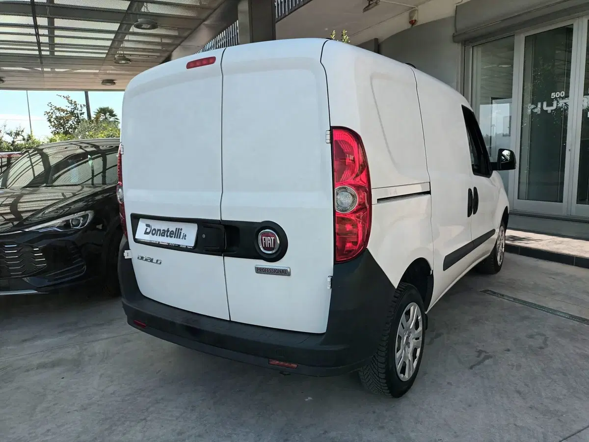 Fiat Doblò Furgone usata a Bari (3)