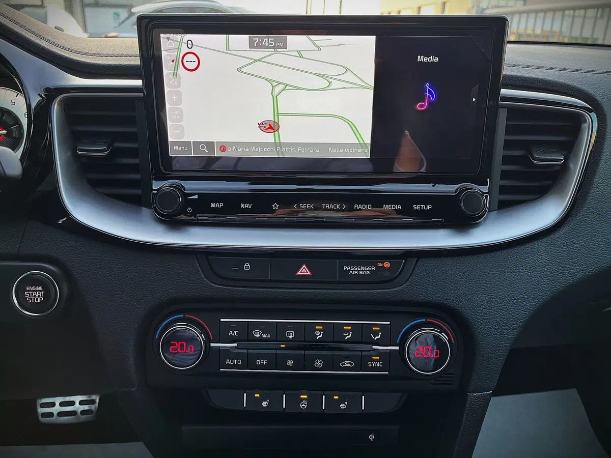 Kia ProCeed usata a Ferrara (13)