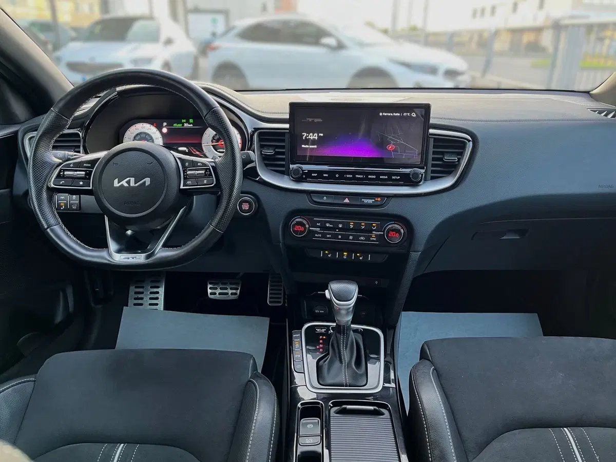 Kia ProCeed usata a Ferrara (9)