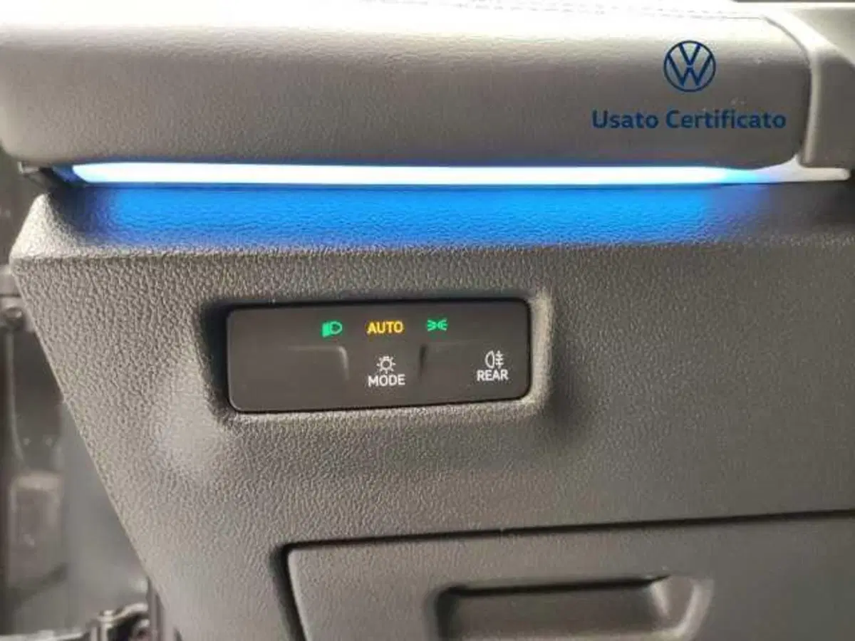 Volkswagen Tiguan usata a Avellino (18)