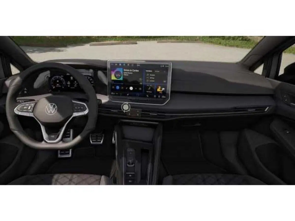 Volkswagen Golf nuova a Avellino (5)