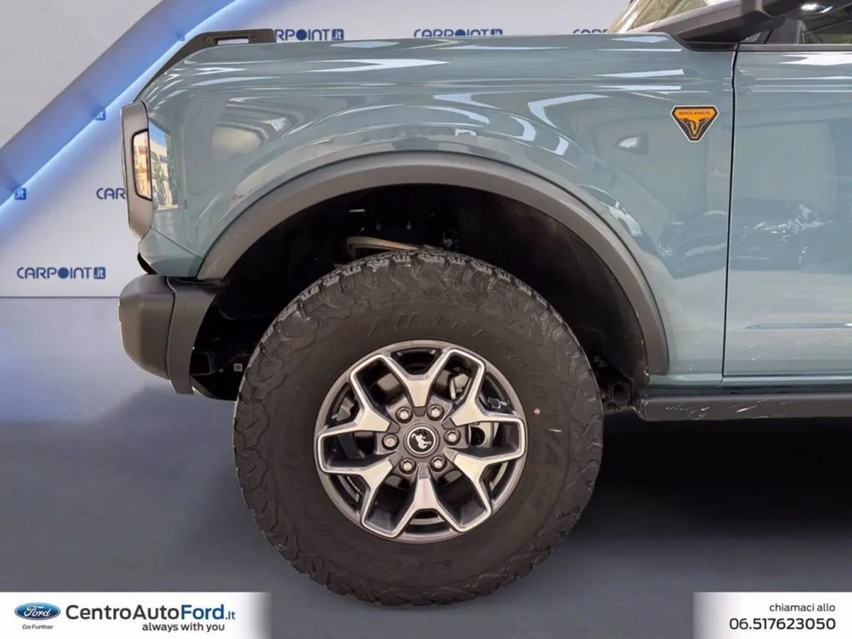 Ford Bronco usata a Roma (14)