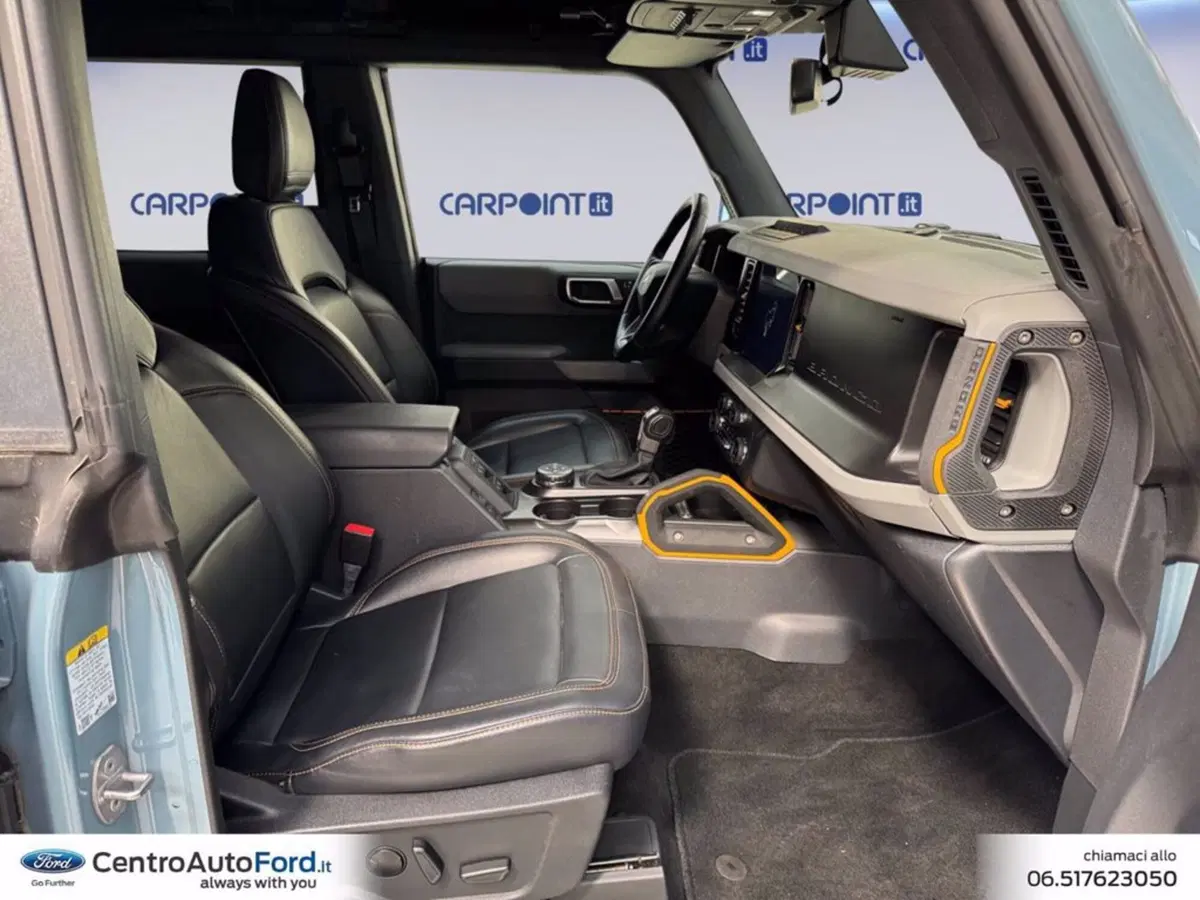 Ford Bronco usata a Roma (15)