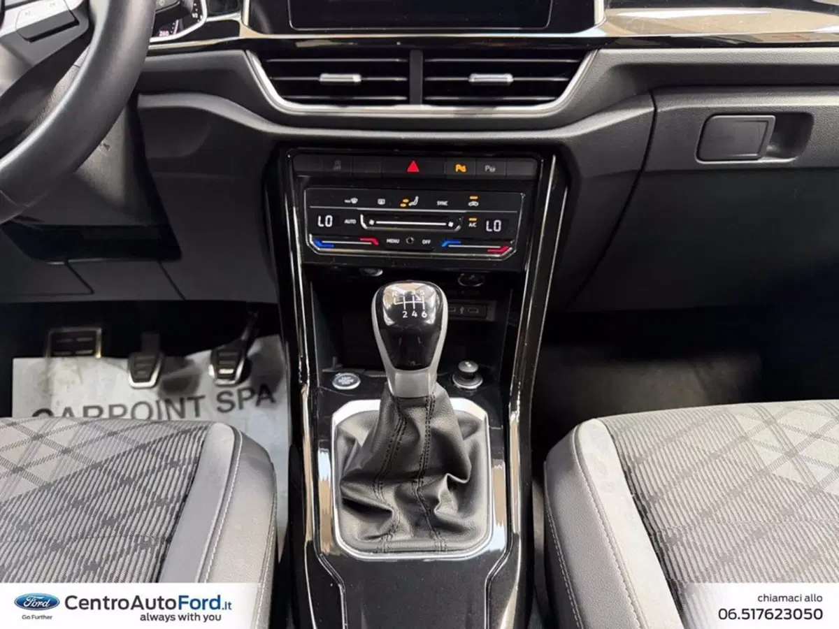 Volkswagen T-Roc usata a Roma (11)