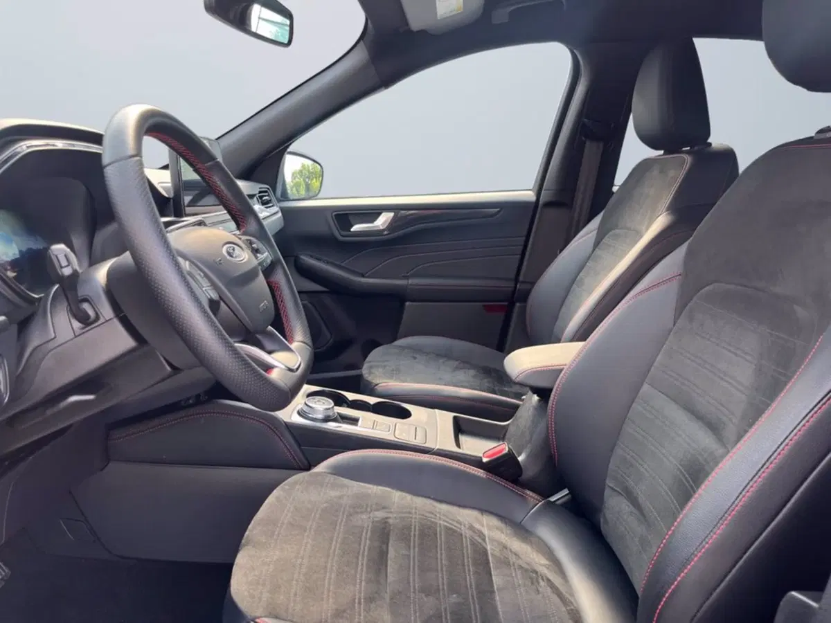 Ford Kuga usata a Milano (10)