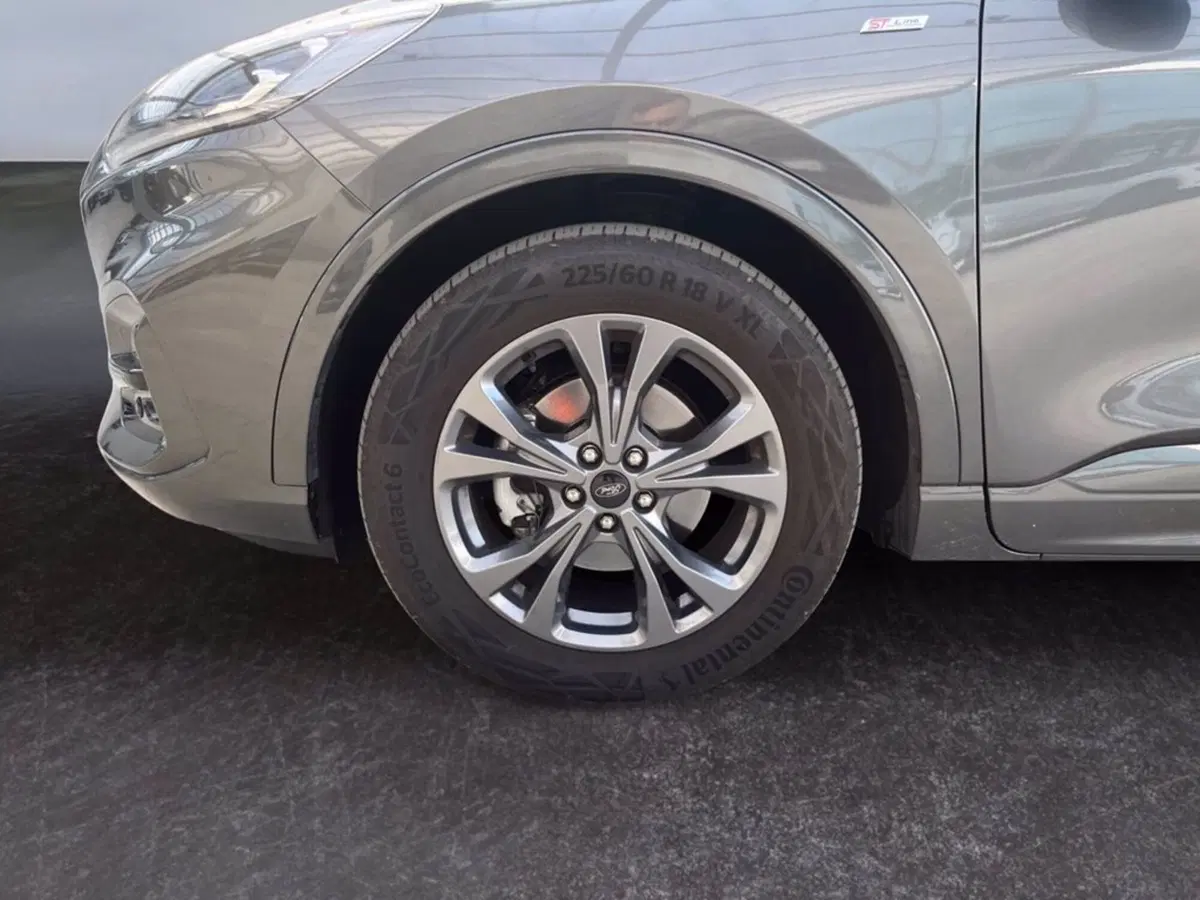 Ford Kuga usata a Milano (9)