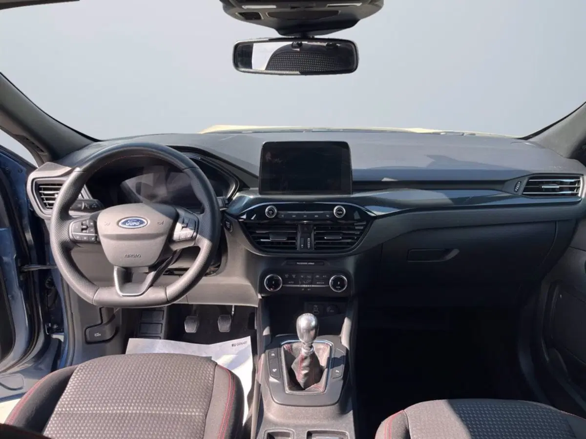 Ford Kuga usata a Milano (11)