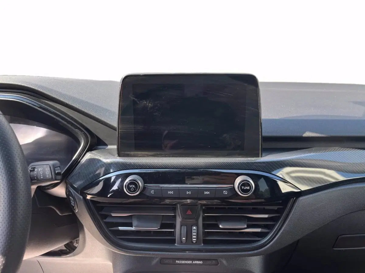 Ford Kuga usata a Milano (14)