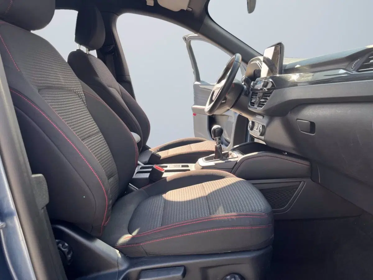Ford Kuga usata a Milano (15)