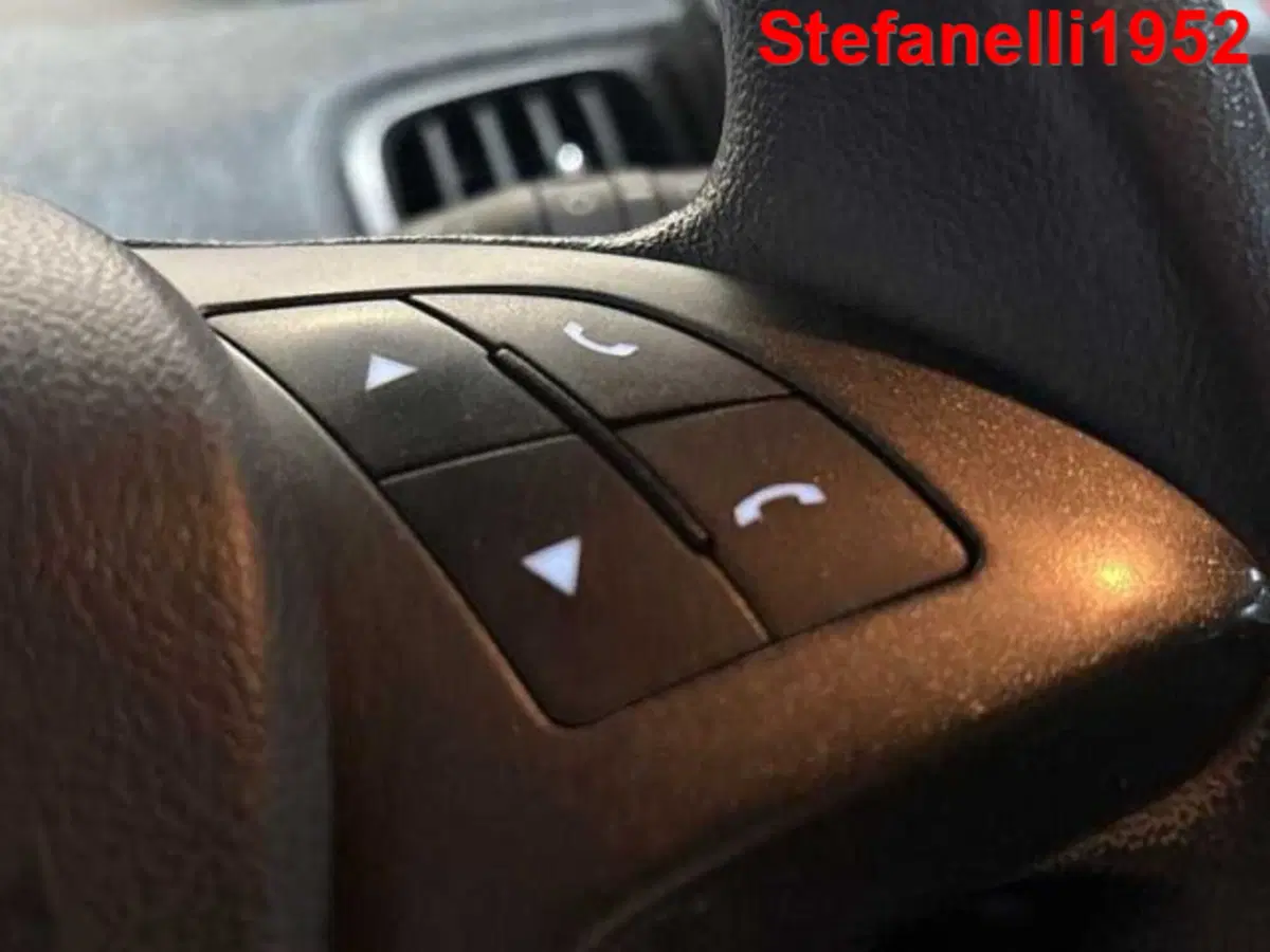 Lancia Ypsilon usata a Bologna (19)