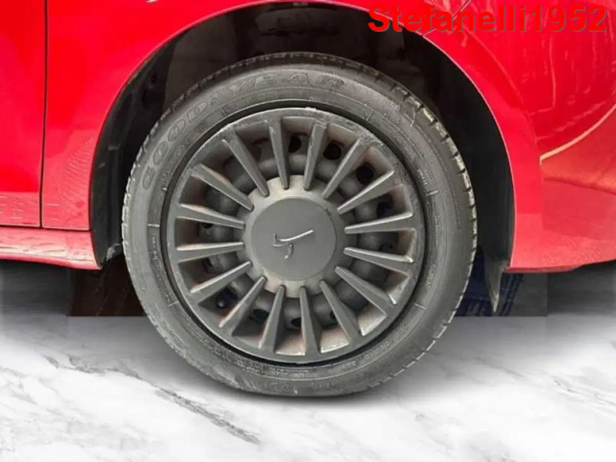 Lancia Ypsilon usata a Bologna (8)