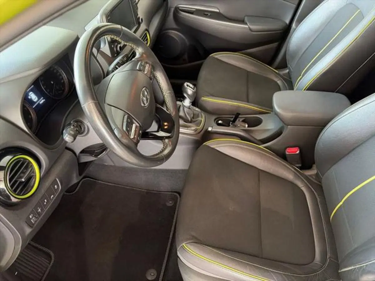 Hyundai Kona usata a Sassari (6)