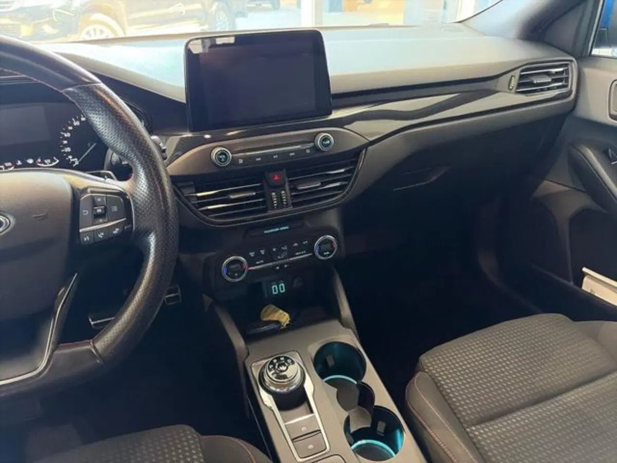 Ford Focus usata a Sassari (9)