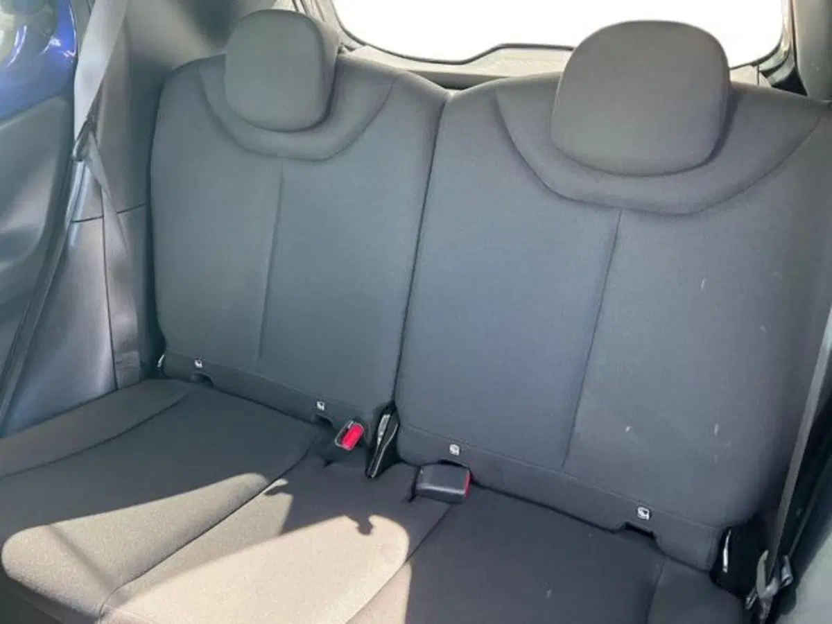 Toyota Aygo X usata a Sassari (11)