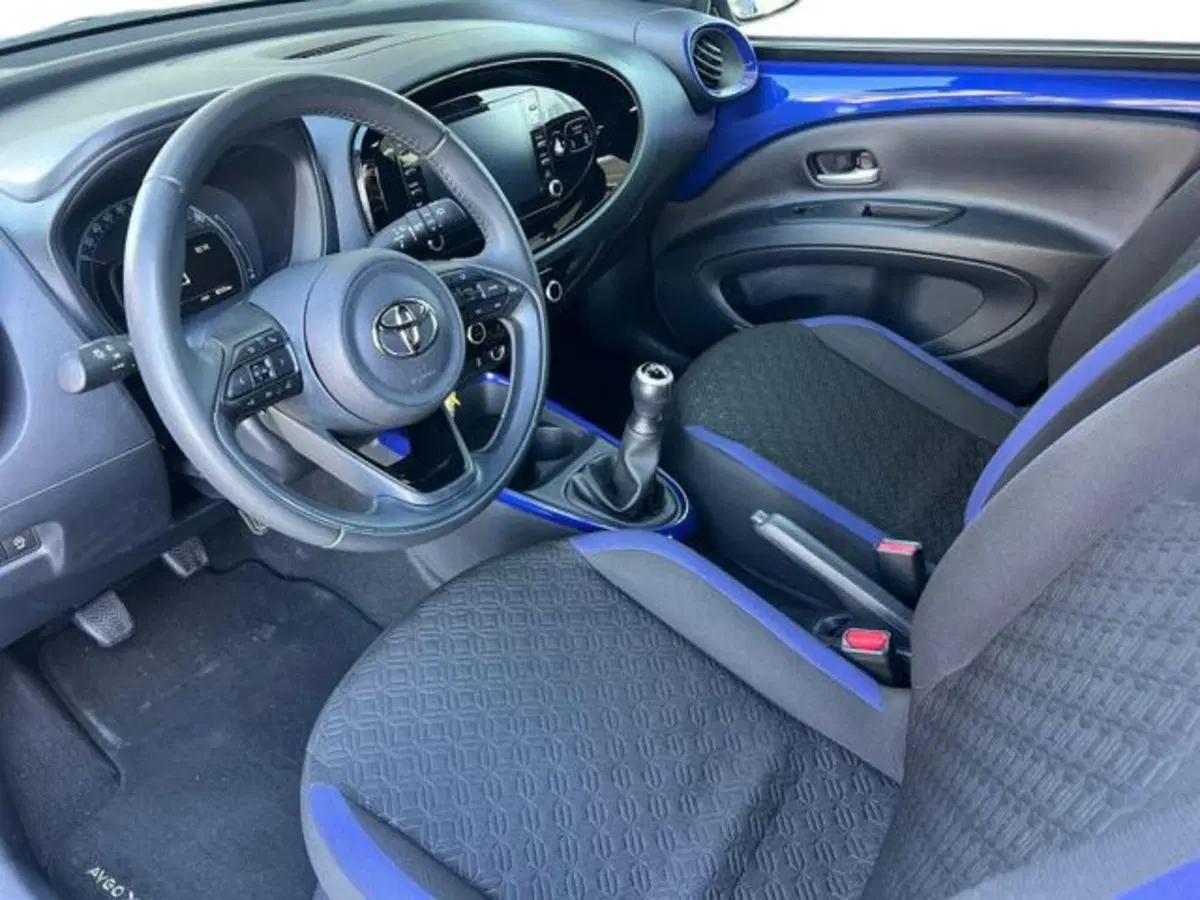 Toyota Aygo X usata a Sassari (7)