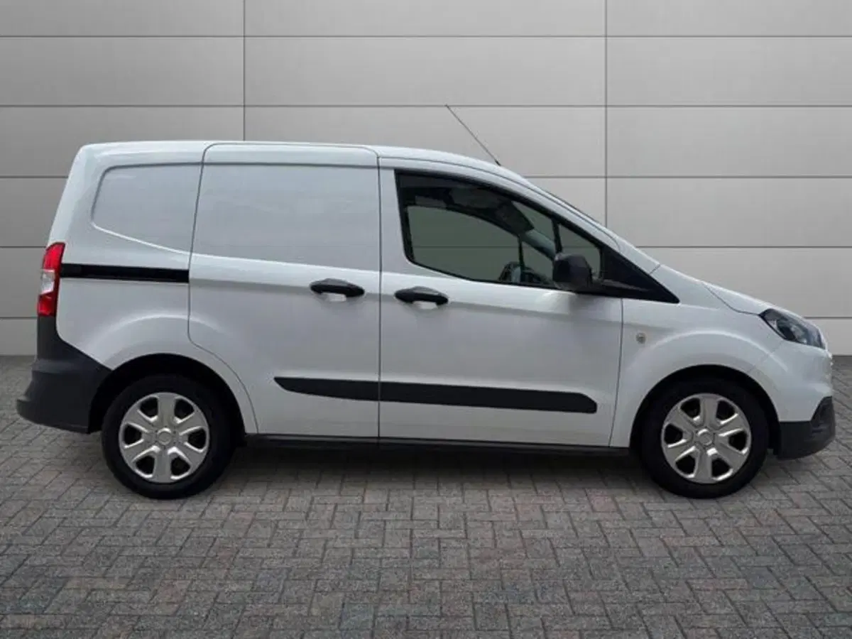 Ford Tourneo Courier usata a Sassari (3)