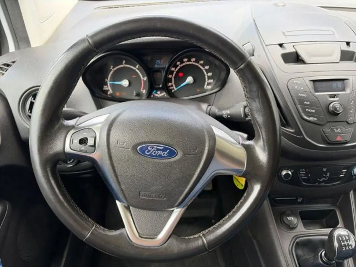 Ford Tourneo Courier usata a Sassari (8)