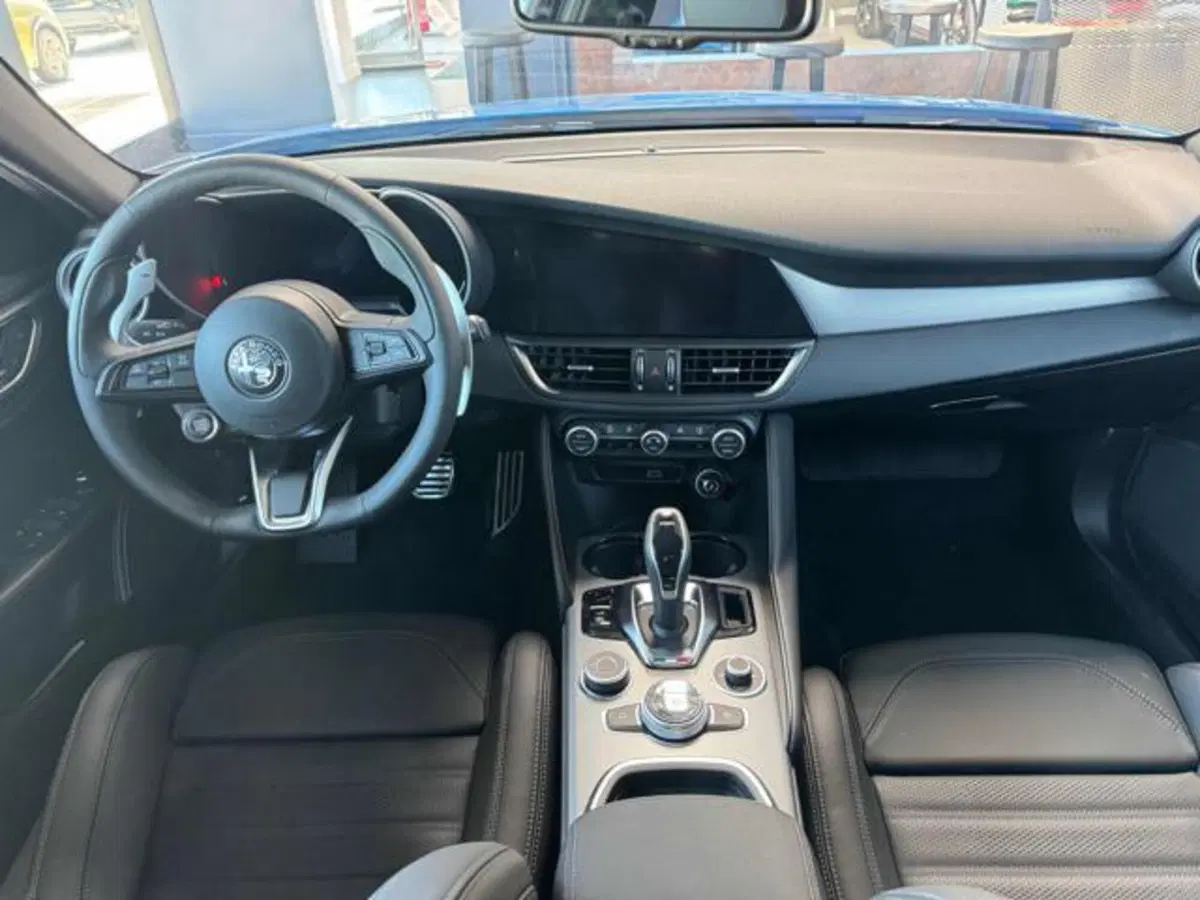 Alfa Romeo Giulia nuova a Vercelli (7)