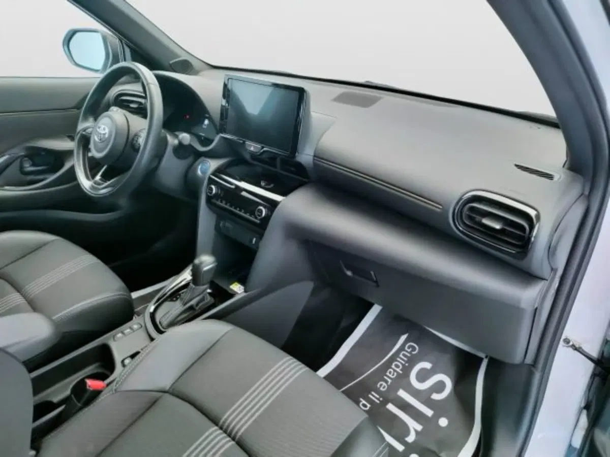 Toyota Yaris Cross usata a Teramo (17)
