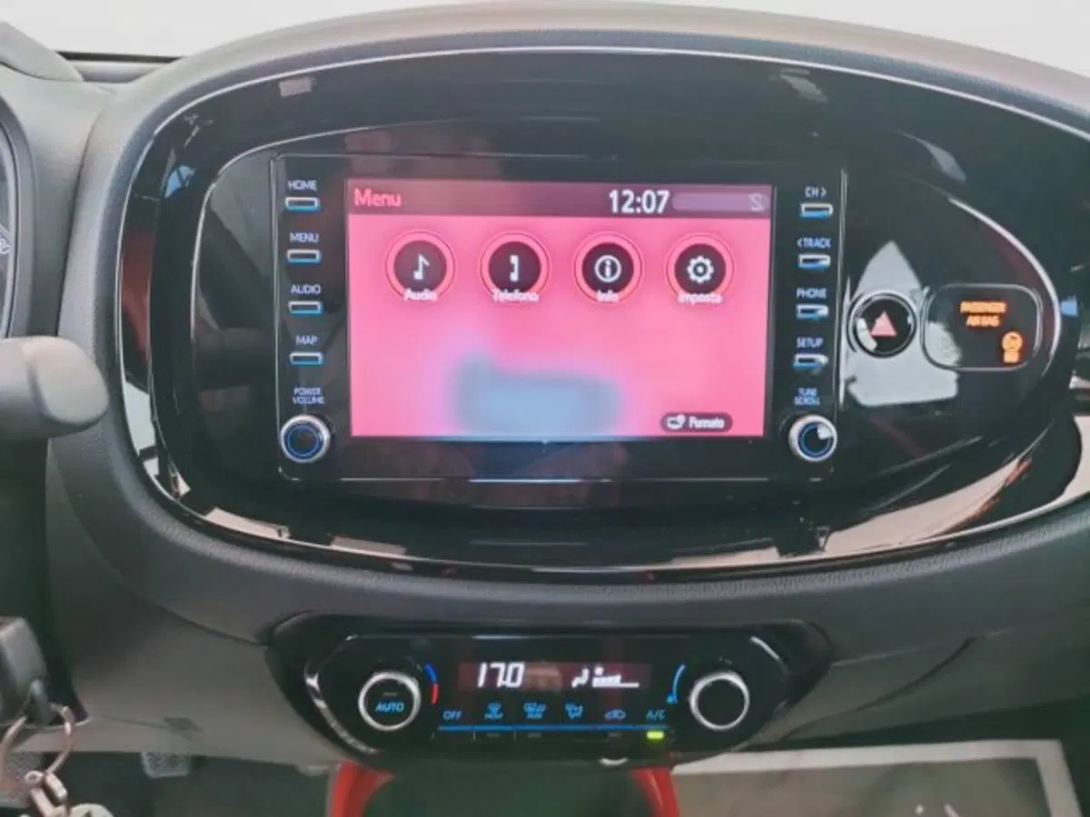 Toyota Aygo X usata a Teramo (10)