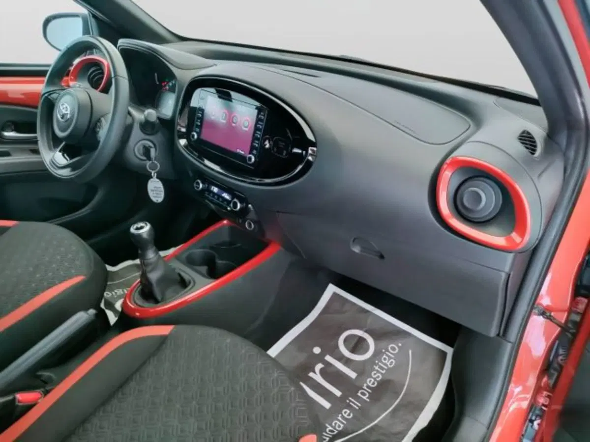 Toyota Aygo X usata a Teramo (12)