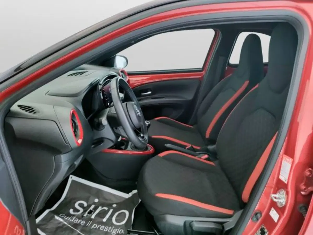Toyota Aygo X usata a Teramo (16)