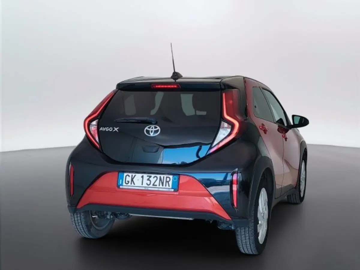 Toyota Aygo X usata a Teramo (5)