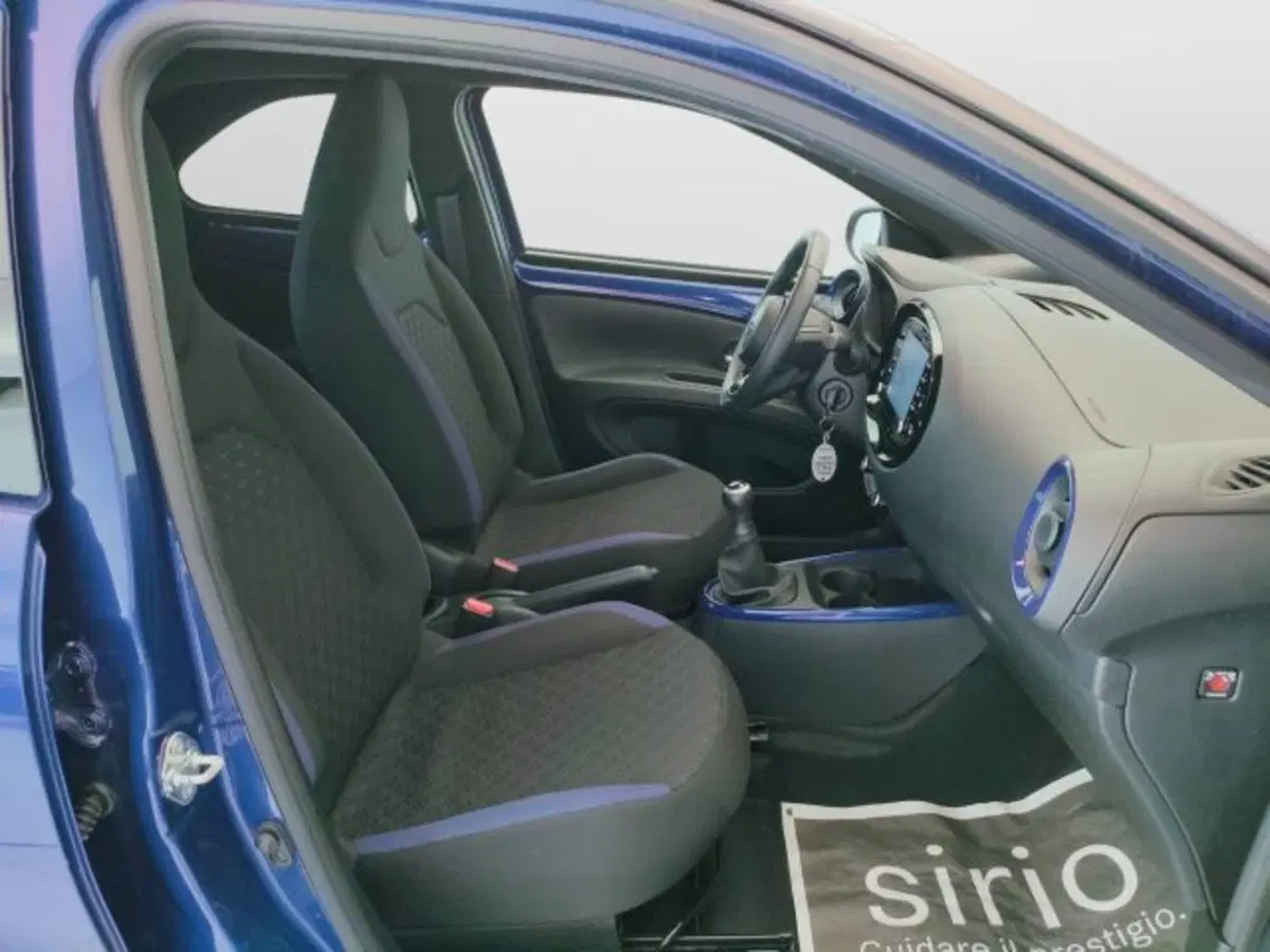 Toyota Aygo X usata a Teramo (12)