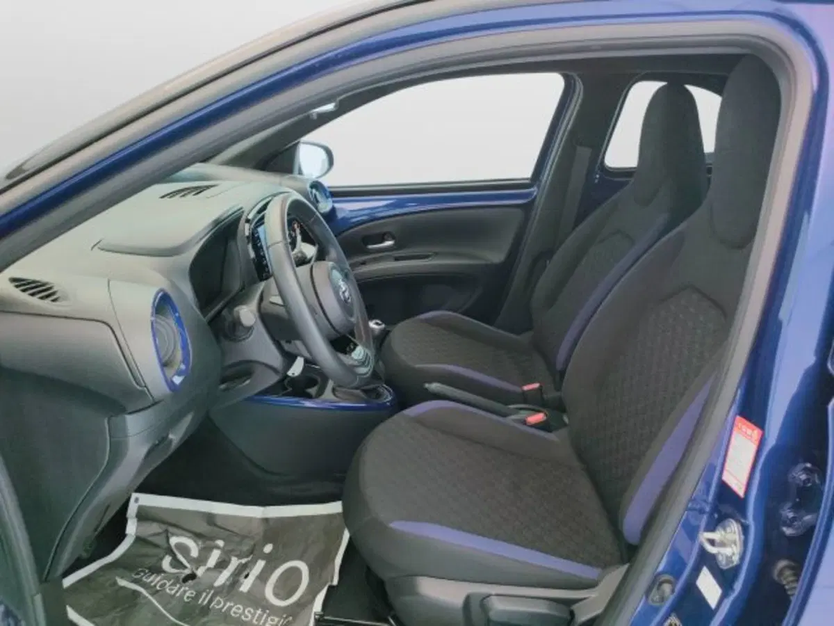 Toyota Aygo X usata a Teramo (15)