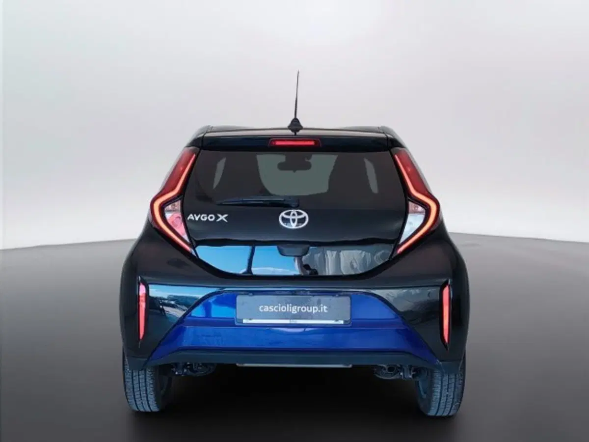 Toyota Aygo X usata a Teramo (7)