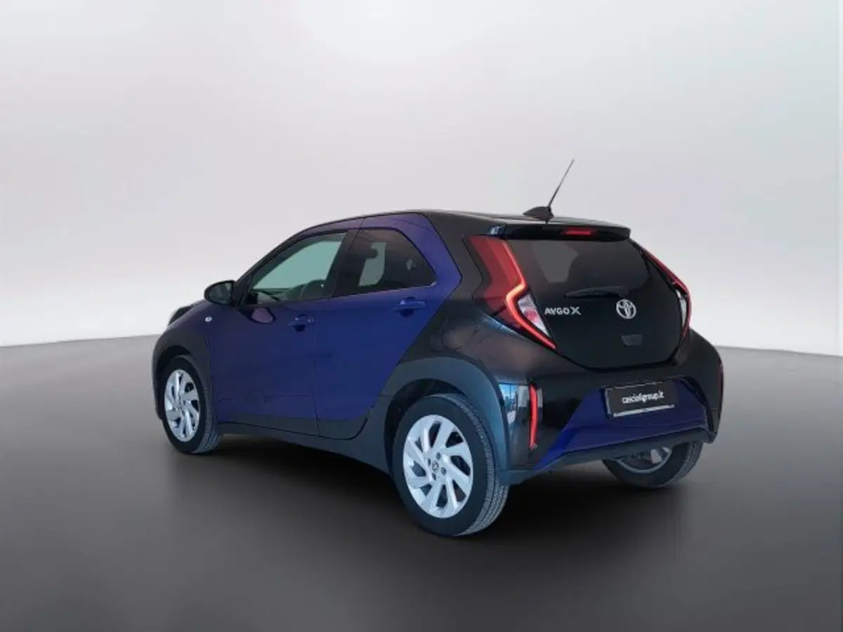 Toyota Aygo X usata a Teramo (8)
