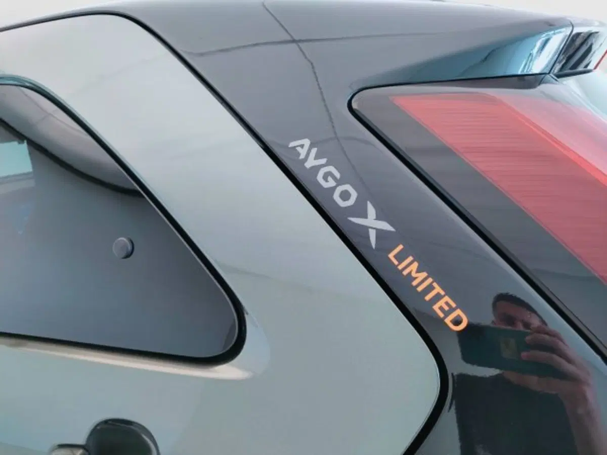 Toyota Aygo X usata a Teramo (11)