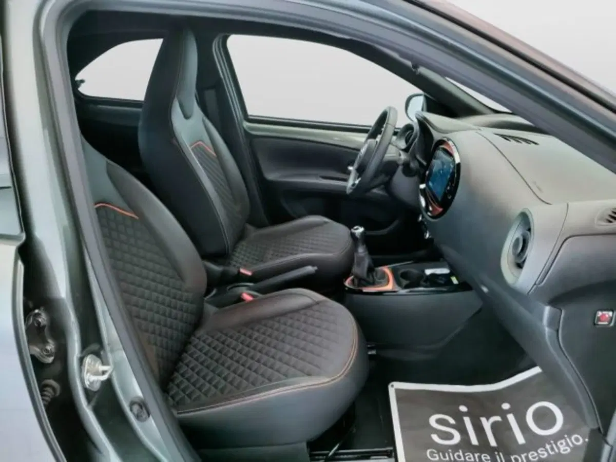 Toyota Aygo X usata a Teramo (12)