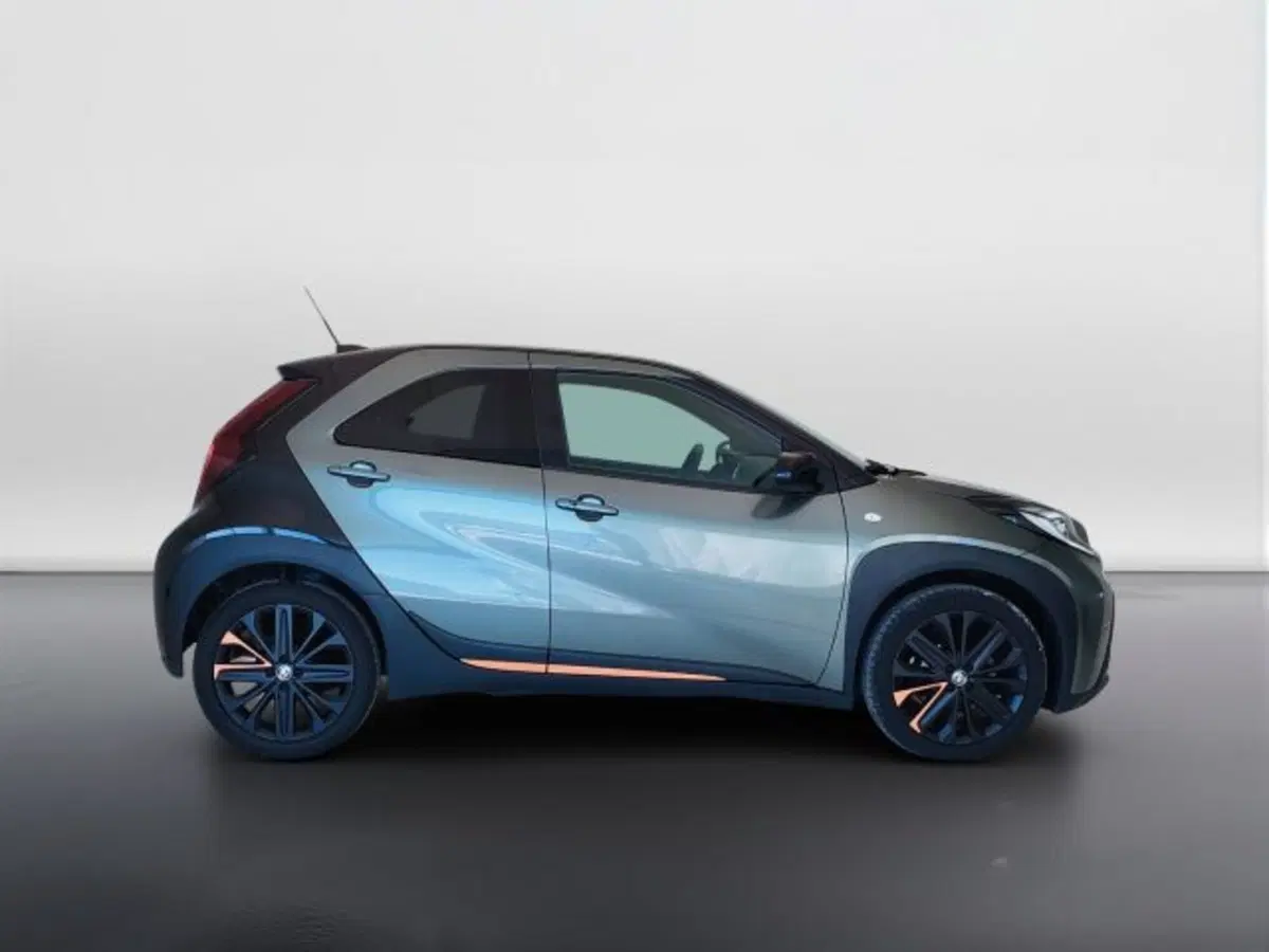 Toyota Aygo X usata a Teramo (4)