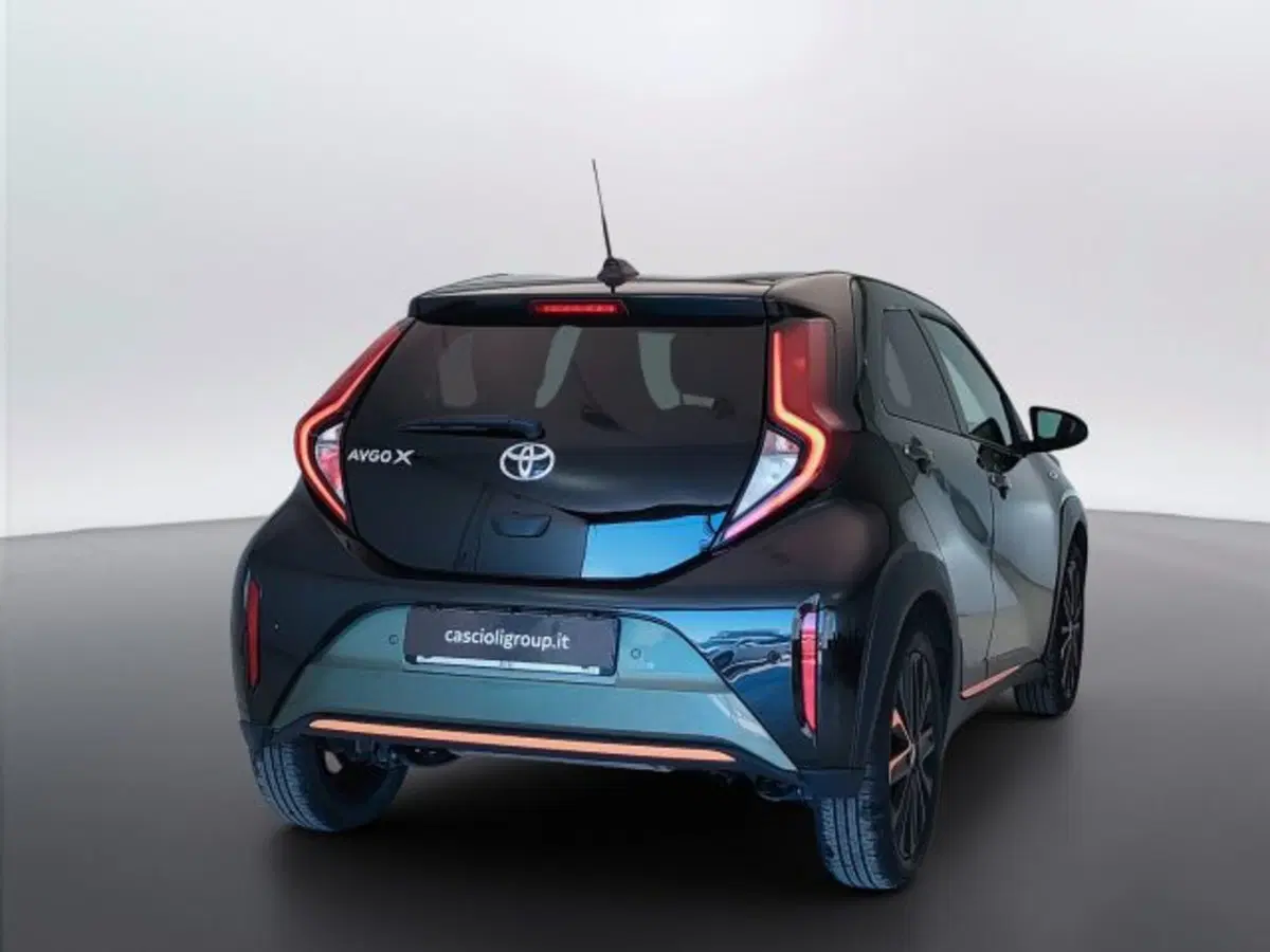 Toyota Aygo X usata a Teramo (5)