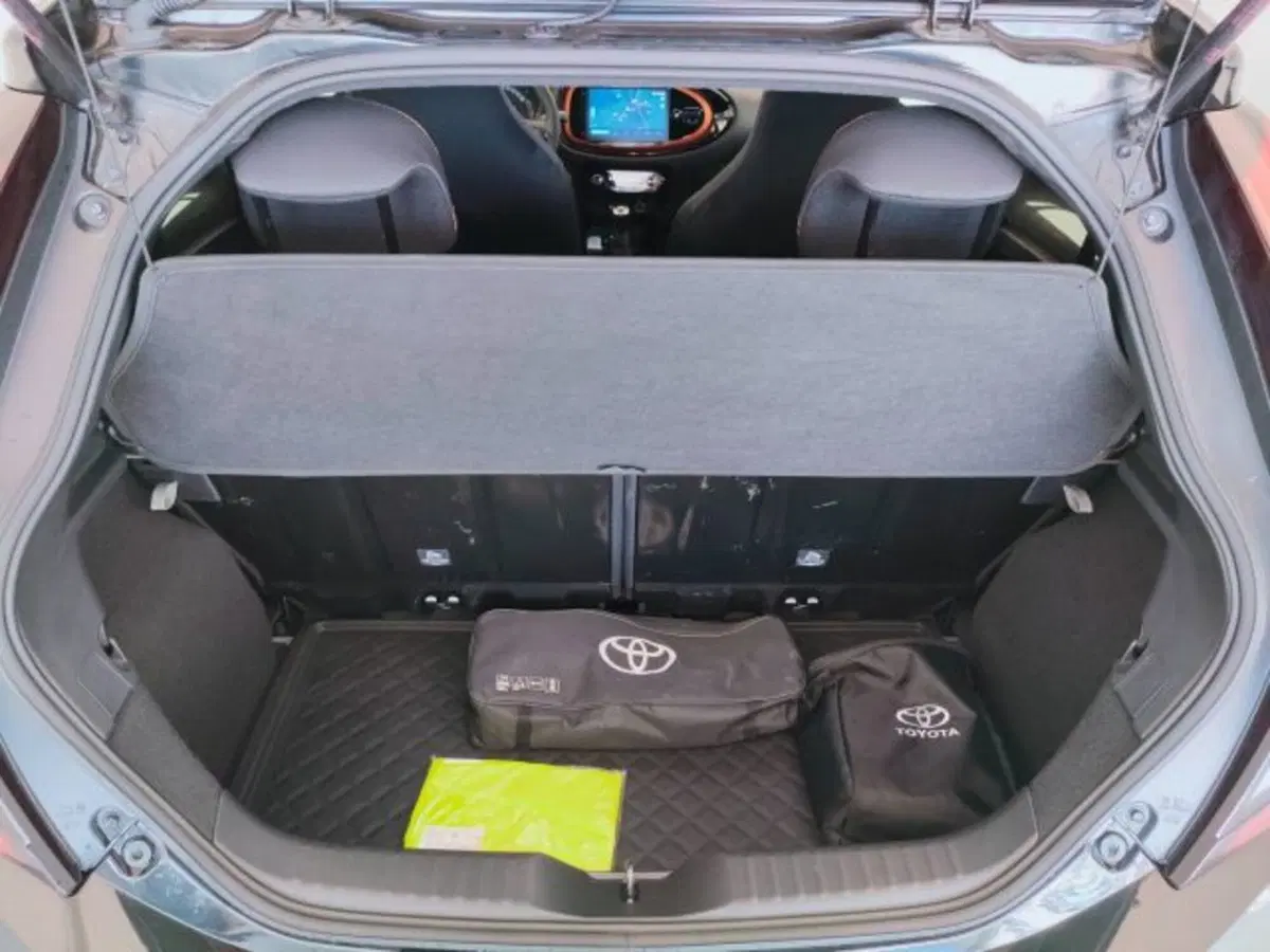 Toyota Aygo X usata a Teramo (9)