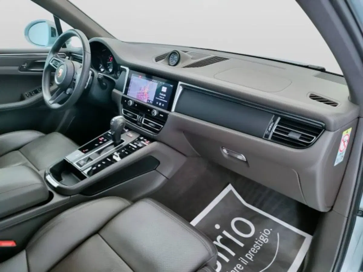Porsche Macan usata a Teramo (12)